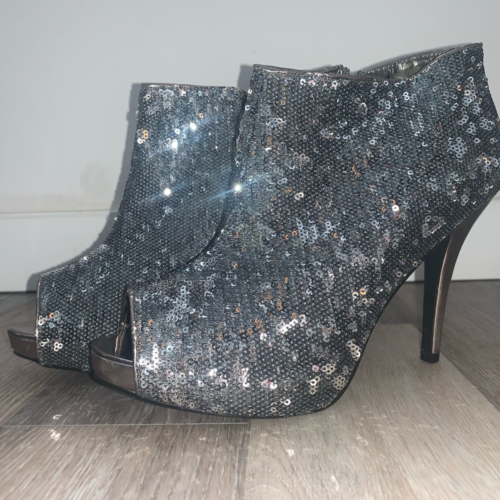Fahrenheit Glitter open toe booties